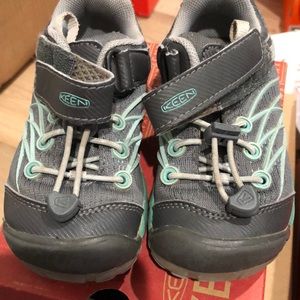 Keen hiking shoes